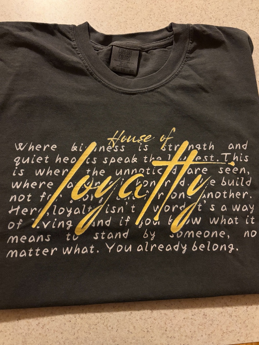 Hufflepuff- House of Loyalty TShirt XL